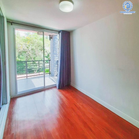 *****บ้านเดี่ยวมือสองย่านนนทบุรี ม.เพอร์เฟคเพลส รัตนาธิเบศร์ เฟส3 หลังมุม! เนื้อที่มากถึง 52.2 ตร.ว. ฟังก์ชัน 3 ห้องนอน 3 ห้องน้ำ 2 ที่จอดรถ บ้านพร้อมอยู่ ต่อเติมเต็มพื้นที่ หน้าบ้านเป็นสวน บนทำเลดี ใกล้เซ็นทรัลรัตนาธิเบศร์, ทางด่วน "งามวงศ์วาน" และรถไฟฟ้าสายสีม่วง "สถานีไทรม้า"